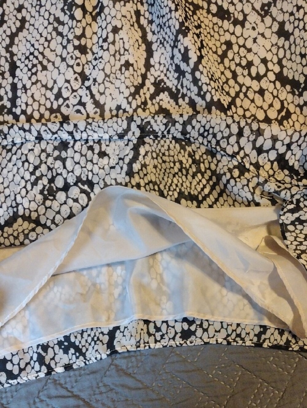 Madison Cream And Black Silk Blouse - Picture 7 of 11